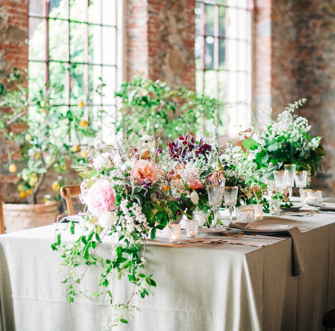 Flower design wedding in Tuscany